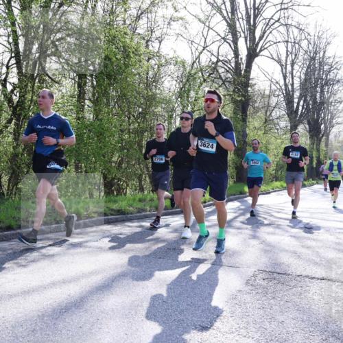 12.04.2026 - 45. Internationalen Wilhelmsburger Insellauf Yannick Fuchs http://msf.ph/oto/9486471 12.04.2026 10:36:20 Laufen 2706, 3624, 3952, 4182, 3325 meine-sportfotos.de