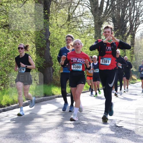 12.04.2026 - 45. Internationalen Wilhelmsburger Insellauf Yannick Fuchs http://msf.ph/oto/9486480 12.04.2026 10:30:24 Laufen 4674, 3380, 45, 5299, 3381, 4262 meine-sportfotos.de