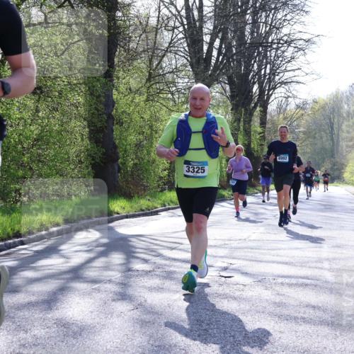 12.04.2026 - 45. Internationalen Wilhelmsburger Insellauf Yannick Fuchs http://msf.ph/oto/9486489 12.04.2026 10:36:22 Laufen 4182, 3325, 4992 meine-sportfotos.de