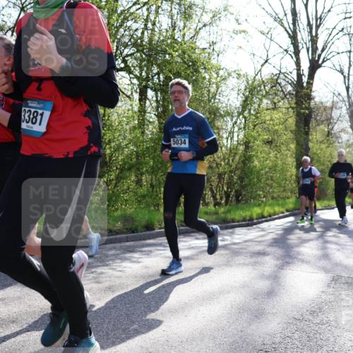 12.04.2026 - 45. Internationalen Wilhelmsburger Insellauf Yannick Fuchs http://msf.ph/oto/9486510 12.04.2026 10:30:27 Laufen 3380, 3381, 5034 meine-sportfotos.de