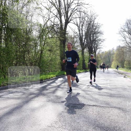 12.04.2026 - 45. Internationalen Wilhelmsburger Insellauf Yannick Fuchs http://msf.ph/oto/9486519 12.04.2026 10:36:25 Laufen 4992 meine-sportfotos.de