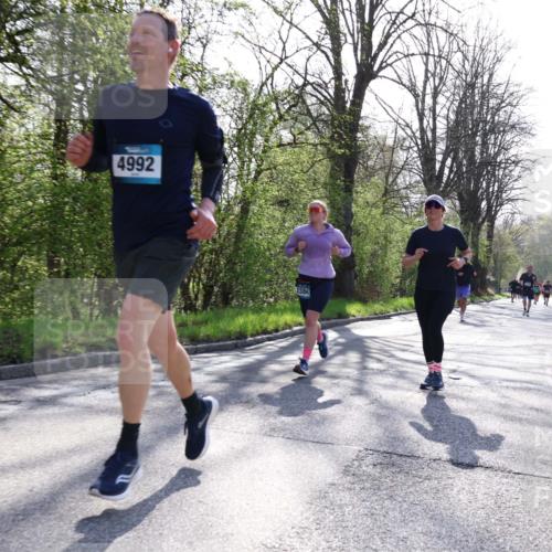 12.04.2026 - 45. Internationalen Wilhelmsburger Insellauf Yannick Fuchs http://msf.ph/oto/9486531 12.04.2026 10:36:26 Laufen 4992, 2384 meine-sportfotos.de