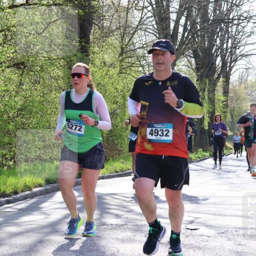12.04.2026 - 45. Internationalen Wilhelmsburger Insellauf Yannick Fuchs http://msf.ph/oto/9486653 12.04.2026 10:36:41 Laufen 5272, 053, 4932, 2854 meine-sportfotos.de