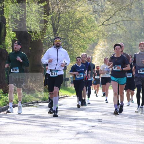 12.04.2026 - 45. Internationalen Wilhelmsburger Insellauf Yannick Fuchs http://msf.ph/oto/9486660 12.04.2026 10:30:43 Laufen 3892, 2711, 5038, 408, 5439, 3831, 418, 2812, 5416 meine-sportfotos.de