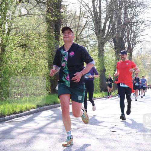 12.04.2026 - 45. Internationalen Wilhelmsburger Insellauf Yannick Fuchs http://msf.ph/oto/9486691 12.04.2026 10:36:45 Laufen 285, 288, 4681 meine-sportfotos.de