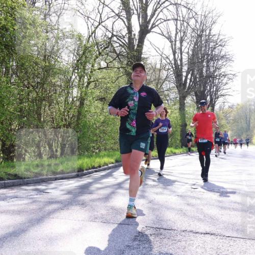 12.04.2026 - 45. Internationalen Wilhelmsburger Insellauf Yannick Fuchs http://msf.ph/oto/9486695 12.04.2026 10:36:46 Laufen 2854, 288 meine-sportfotos.de