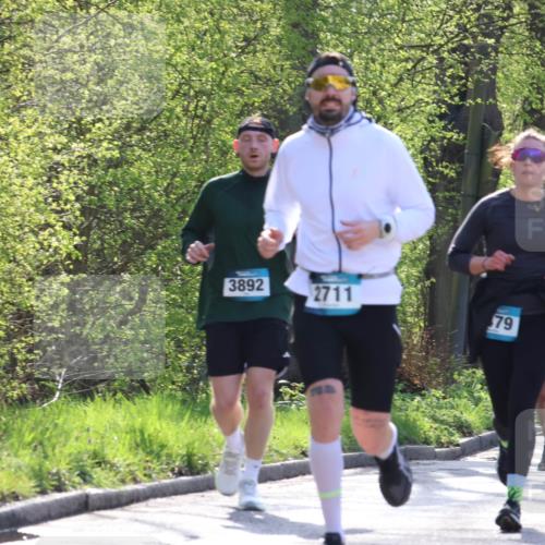 12.04.2026 - 45. Internationalen Wilhelmsburger Insellauf Yannick Fuchs http://msf.ph/oto/9486700 12.04.2026 10:30:47 Laufen 3892, 2711, 79, 5038 meine-sportfotos.de