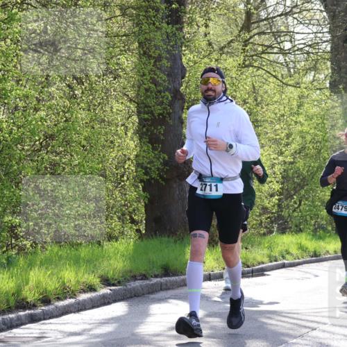 12.04.2026 - 45. Internationalen Wilhelmsburger Insellauf Yannick Fuchs http://msf.ph/oto/9486722 12.04.2026 10:30:49 Laufen 2711, 2479, 4180 meine-sportfotos.de