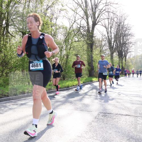 12.04.2026 - 45. Internationalen Wilhelmsburger Insellauf Yannick Fuchs http://msf.ph/oto/9486758 12.04.2026 10:36:52 Laufen 4681, 5445, 3063, 3332 meine-sportfotos.de