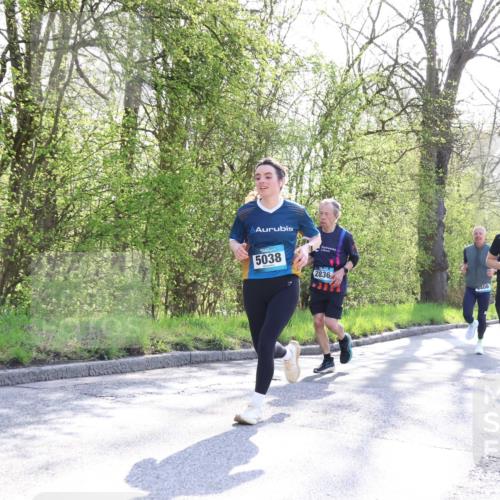 12.04.2026 - 45. Internationalen Wilhelmsburger Insellauf Yannick Fuchs http://msf.ph/oto/9486780 12.04.2026 10:30:54 Laufen 5038, 2812, 2836, 3831 meine-sportfotos.de