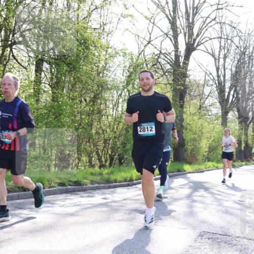 12.04.2026 - 45. Internationalen Wilhelmsburger Insellauf Yannick Fuchs http://msf.ph/oto/9486791 12.04.2026 10:30:56 Laufen 2812, 28, 408, 4042 meine-sportfotos.de
