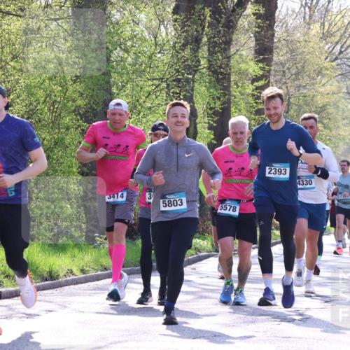 12.04.2026 - 45. Internationalen Wilhelmsburger Insellauf Yannick Fuchs http://msf.ph/oto/9486825 12.04.2026 10:36:59 Laufen 2393, 4330, 3414, 3, 5803, 5578, 23, 5039, 2231 meine-sportfotos.de