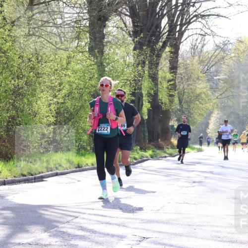12.04.2026 - 45. Internationalen Wilhelmsburger Insellauf Yannick Fuchs http://msf.ph/oto/9486838 12.04.2026 10:31:01 Laufen 2222, 89 meine-sportfotos.de