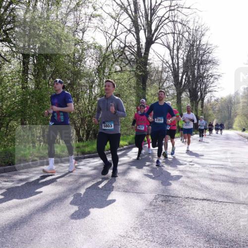 12.04.2026 - 45. Internationalen Wilhelmsburger Insellauf Yannick Fuchs http://msf.ph/oto/9486867 12.04.2026 10:37:03 Laufen 5803, 3631, 2393 meine-sportfotos.de