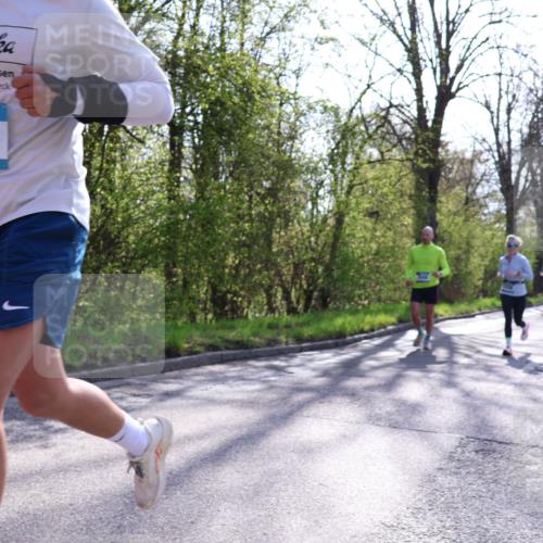 12.04.2026 - 45. Internationalen Wilhelmsburger Insellauf Yannick Fuchs http://msf.ph/oto/9486907 12.04.2026 10:37:06 Laufen 4330 meine-sportfotos.de