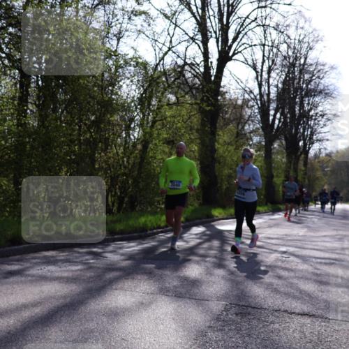 12.04.2026 - 45. Internationalen Wilhelmsburger Insellauf Yannick Fuchs http://msf.ph/oto/9486912 12.04.2026 10:37:07 Laufen 2048, 1359 meine-sportfotos.de