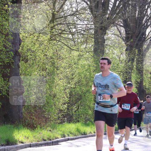 12.04.2026 - 45. Internationalen Wilhelmsburger Insellauf Yannick Fuchs http://msf.ph/oto/9486936 12.04.2026 10:37:09 Laufen 21, 0975, 23, 3722, 5039, 5441, 300, 3695, 223 meine-sportfotos.de