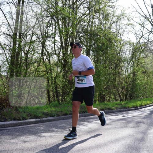 12.04.2026 - 45. Internationalen Wilhelmsburger Insellauf Yannick Fuchs http://msf.ph/oto/9486967 12.04.2026 10:31:15 Laufen 3861 meine-sportfotos.de