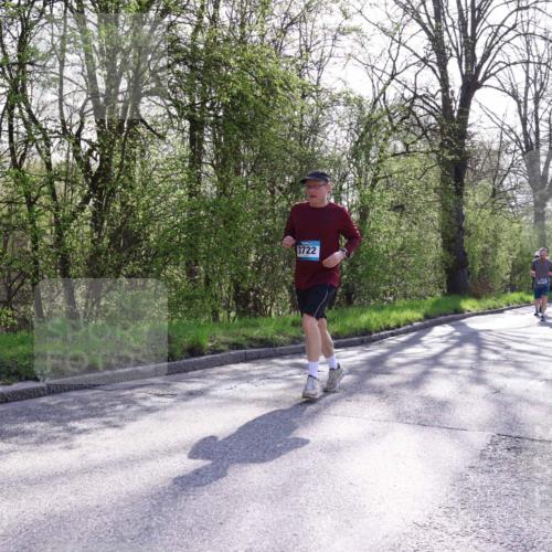12.04.2026 - 45. Internationalen Wilhelmsburger Insellauf Yannick Fuchs http://msf.ph/oto/9486989 12.04.2026 10:37:14 Laufen 3722, 2231 meine-sportfotos.de