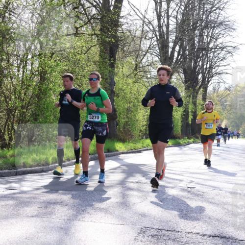 12.04.2026 - 45. Internationalen Wilhelmsburger Insellauf Yannick Fuchs http://msf.ph/oto/9487010 12.04.2026 10:31:24 Laufen 974, 5270, 4501 meine-sportfotos.de