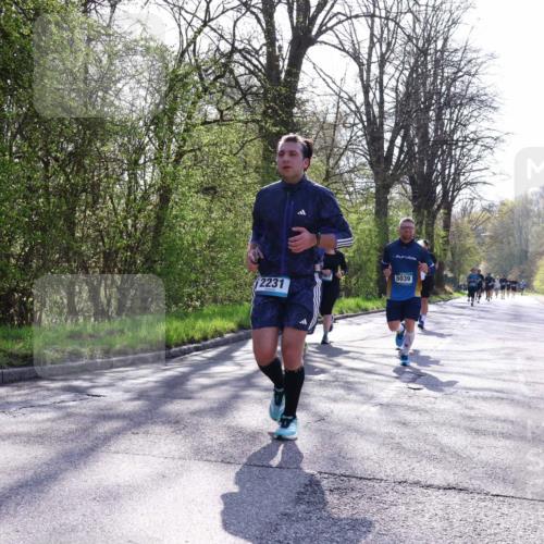 12.04.2026 - 45. Internationalen Wilhelmsburger Insellauf Yannick Fuchs http://msf.ph/oto/9487012 12.04.2026 10:37:16 Laufen 2231, 5039 meine-sportfotos.de