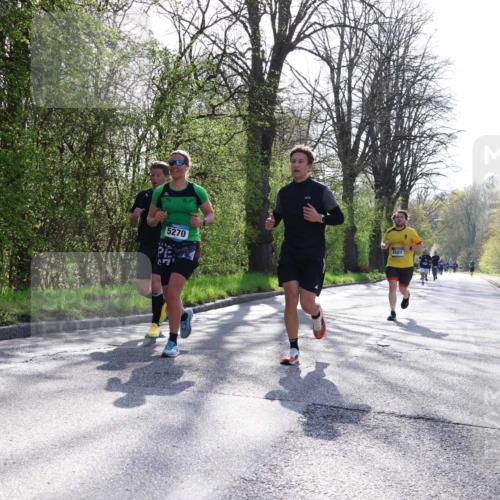 12.04.2026 - 45. Internationalen Wilhelmsburger Insellauf Yannick Fuchs http://msf.ph/oto/9487015 12.04.2026 10:31:24 Laufen 5270, 4501 meine-sportfotos.de