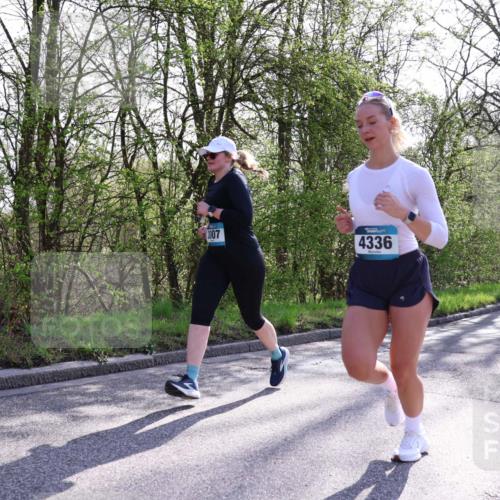 12.04.2026 - 45. Internationalen Wilhelmsburger Insellauf Yannick Fuchs http://msf.ph/oto/9487049 12.04.2026 10:37:19 Laufen 3007, 4336 meine-sportfotos.de