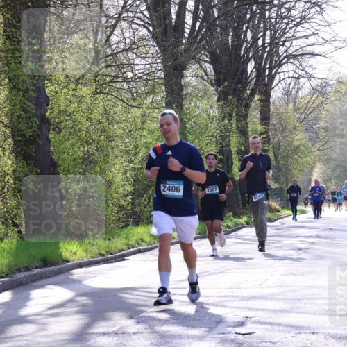 12.04.2026 - 45. Internationalen Wilhelmsburger Insellauf Yannick Fuchs http://msf.ph/oto/9487094 12.04.2026 10:31:32 Laufen 2406, 2507, 5247 meine-sportfotos.de