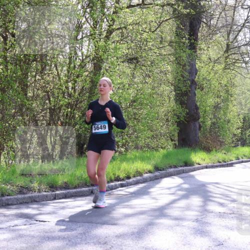 12.04.2026 - 45. Internationalen Wilhelmsburger Insellauf Yannick Fuchs http://msf.ph/oto/9487103 12.04.2026 10:37:24 Laufen 5649, 4866 meine-sportfotos.de