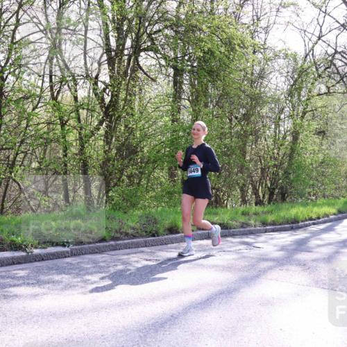 12.04.2026 - 45. Internationalen Wilhelmsburger Insellauf Yannick Fuchs http://msf.ph/oto/9487115 12.04.2026 10:37:25 Laufen 5649, 4866 meine-sportfotos.de