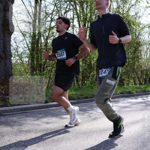 12.04.2026 - 45. Internationalen Wilhelmsburger Insellauf Yannick Fuchs http://msf.ph/oto/9487148 12.04.2026 10:31:37 Laufen 2507, 5247 meine-sportfotos.de