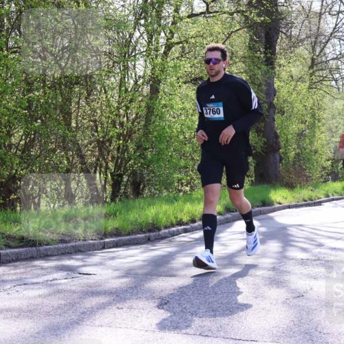 12.04.2026 - 45. Internationalen Wilhelmsburger Insellauf Yannick Fuchs http://msf.ph/oto/9487167 12.04.2026 10:37:29 Laufen 3760, 2054, 4424 meine-sportfotos.de