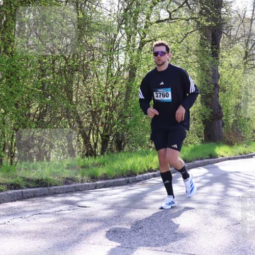 12.04.2026 - 45. Internationalen Wilhelmsburger Insellauf Yannick Fuchs http://msf.ph/oto/9487169 12.04.2026 10:37:29 Laufen 3760, 2054, 2992, 442 meine-sportfotos.de