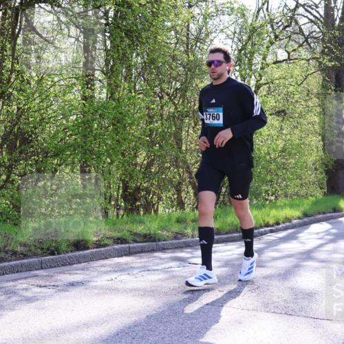 12.04.2026 - 45. Internationalen Wilhelmsburger Insellauf Yannick Fuchs http://msf.ph/oto/9487176 12.04.2026 10:37:30 Laufen 3760, 2054 meine-sportfotos.de