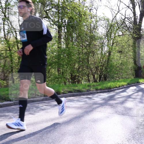 12.04.2026 - 45. Internationalen Wilhelmsburger Insellauf Yannick Fuchs http://msf.ph/oto/9487186 12.04.2026 10:37:31 Laufen 160, 4424 meine-sportfotos.de
