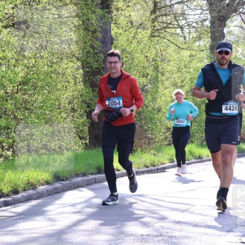 12.04.2026 - 45. Internationalen Wilhelmsburger Insellauf Yannick Fuchs http://msf.ph/oto/9487187 12.04.2026 10:37:31 Laufen 2054, 2992, 4424, 4088 meine-sportfotos.de