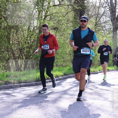 12.04.2026 - 45. Internationalen Wilhelmsburger Insellauf Yannick Fuchs http://msf.ph/oto/9487205 12.04.2026 10:37:33 Laufen 2054, 4424, 2846, 4088, 4768 meine-sportfotos.de