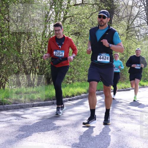 12.04.2026 - 45. Internationalen Wilhelmsburger Insellauf Yannick Fuchs http://msf.ph/oto/9487207 12.04.2026 10:37:33 Laufen 2054, 4424, 2992, 2846, 4088, 4768 meine-sportfotos.de