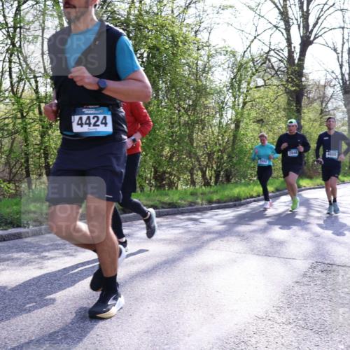 12.04.2026 - 45. Internationalen Wilhelmsburger Insellauf Yannick Fuchs http://msf.ph/oto/9487223 12.04.2026 10:37:34 Laufen 4424, 2992, 2846, 4088 meine-sportfotos.de