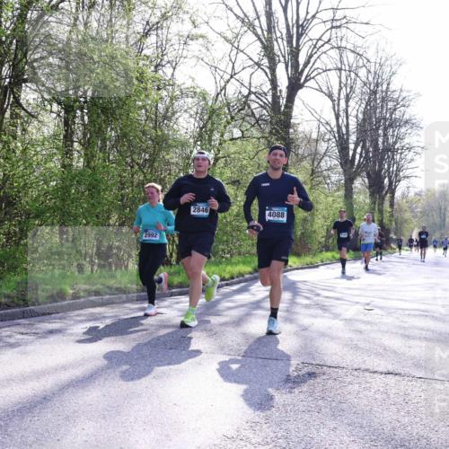 12.04.2026 - 45. Internationalen Wilhelmsburger Insellauf Yannick Fuchs http://msf.ph/oto/9487231 12.04.2026 10:37:35 Laufen 2992, 2846, 4088 meine-sportfotos.de