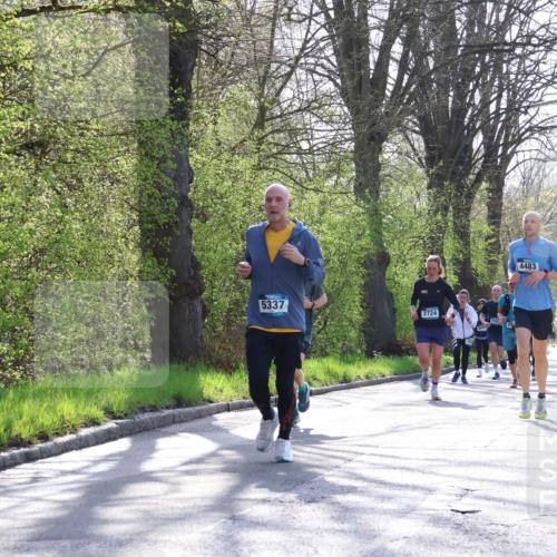12.04.2026 - 45. Internationalen Wilhelmsburger Insellauf Yannick Fuchs http://msf.ph/oto/9487252 12.04.2026 10:31:50 Laufen 5337, 2724, 4483, 5654 meine-sportfotos.de