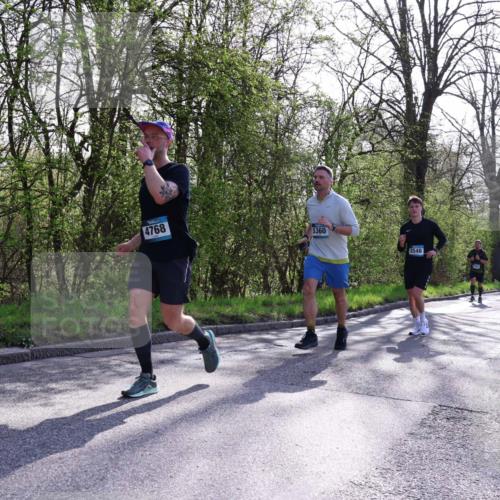 12.04.2026 - 45. Internationalen Wilhelmsburger Insellauf Yannick Fuchs http://msf.ph/oto/9487279 12.04.2026 10:37:39 Laufen 4768, 5360, 3546 meine-sportfotos.de