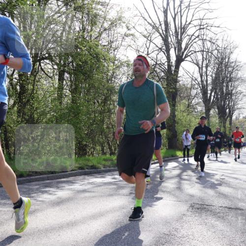 12.04.2026 - 45. Internationalen Wilhelmsburger Insellauf Yannick Fuchs http://msf.ph/oto/9487294 12.04.2026 10:31:55 Laufen 4483, 654 meine-sportfotos.de