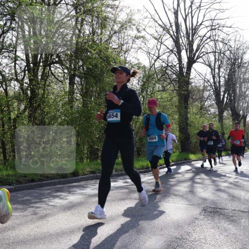 12.04.2026 - 45. Internationalen Wilhelmsburger Insellauf Yannick Fuchs http://msf.ph/oto/9487311 12.04.2026 10:31:56 Laufen 6654, 2869, 2262, 2263 meine-sportfotos.de