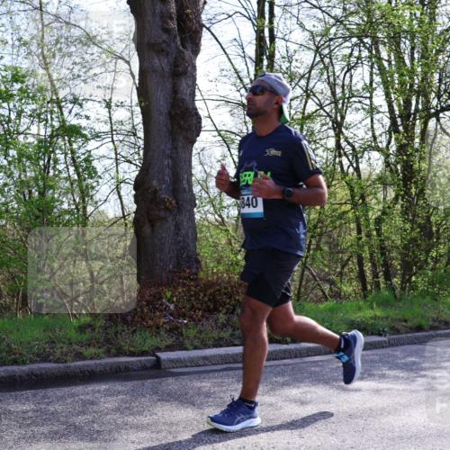 12.04.2026 - 45. Internationalen Wilhelmsburger Insellauf Yannick Fuchs http://msf.ph/oto/9487387 12.04.2026 10:32:04 Laufen 840 meine-sportfotos.de