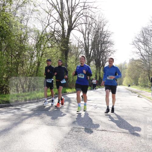 12.04.2026 - 45. Internationalen Wilhelmsburger Insellauf Yannick Fuchs http://msf.ph/oto/9487412 12.04.2026 10:37:54 Laufen 4185, 2635, 2732 meine-sportfotos.de