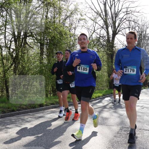12.04.2026 - 45. Internationalen Wilhelmsburger Insellauf Yannick Fuchs http://msf.ph/oto/9487427 12.04.2026 10:37:55 Laufen 2635, 27, 4185, 2179, 3513 meine-sportfotos.de