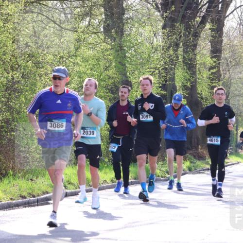 12.04.2026 - 45. Internationalen Wilhelmsburger Insellauf Yannick Fuchs http://msf.ph/oto/9487435 12.04.2026 10:32:10 Laufen 3086, 2039, 022, 3091, 4615, 5705 meine-sportfotos.de