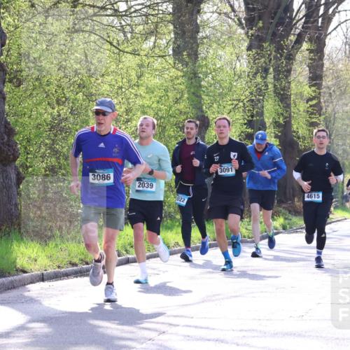 12.04.2026 - 45. Internationalen Wilhelmsburger Insellauf Yannick Fuchs http://msf.ph/oto/9487437 12.04.2026 10:32:10 Laufen 3086, 2039, 022, 27, 3091, 4615, 5705 meine-sportfotos.de