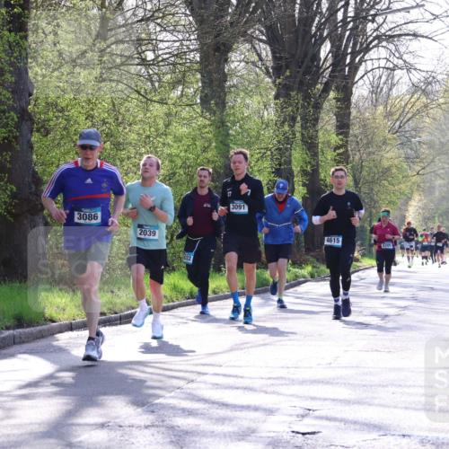 12.04.2026 - 45. Internationalen Wilhelmsburger Insellauf Yannick Fuchs http://msf.ph/oto/9487443 12.04.2026 10:32:11 Laufen 3086, 2039, 3091, 4615, 5705 meine-sportfotos.de